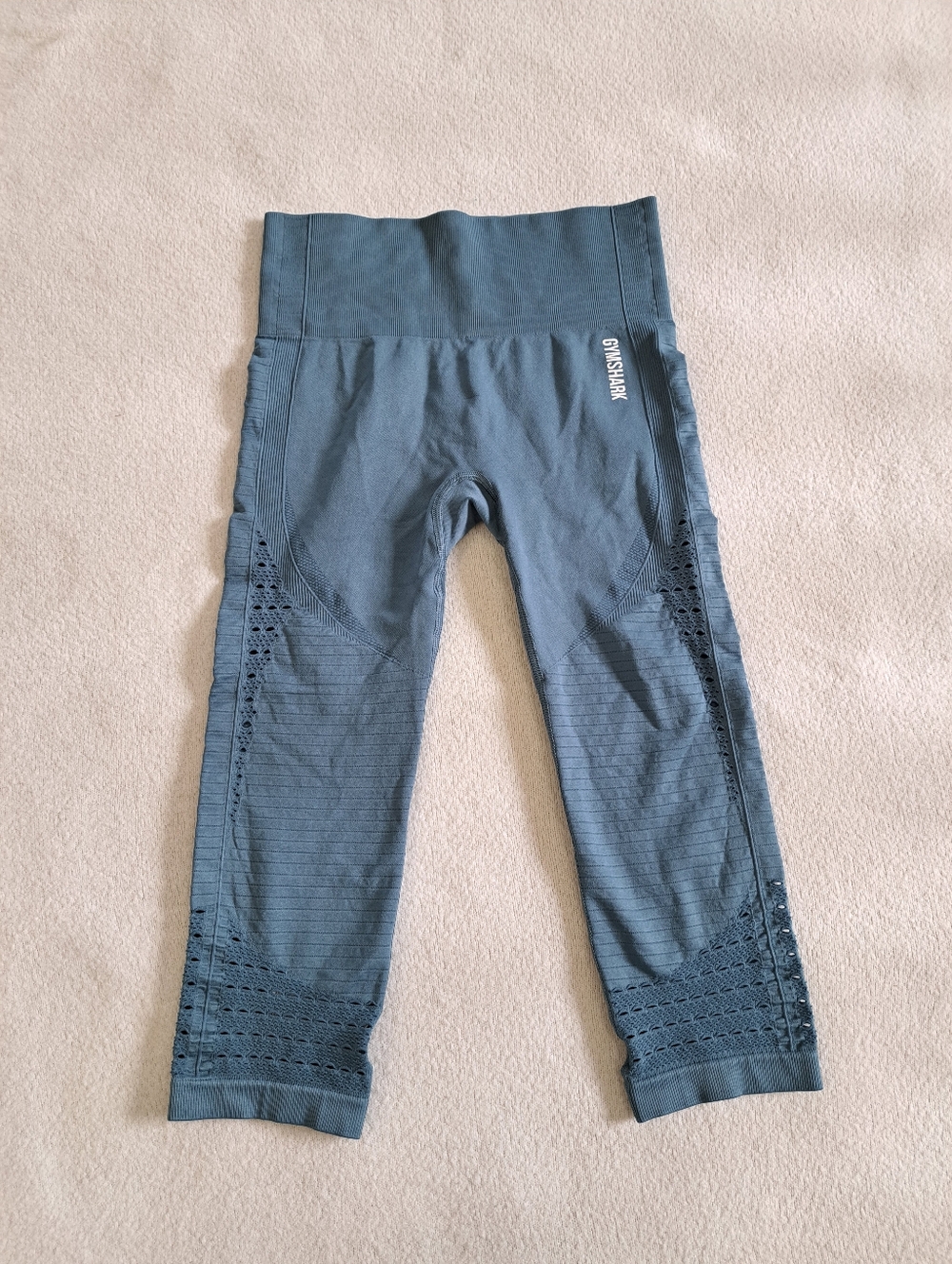 Gymshark Teal Blue Cropped Leggings Size Medium Cut Out Activewear Sporty Casual